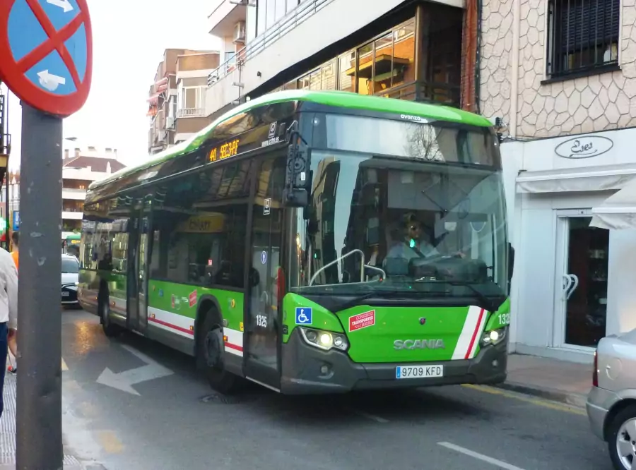 Bus-441-cgtavanzapozuelo